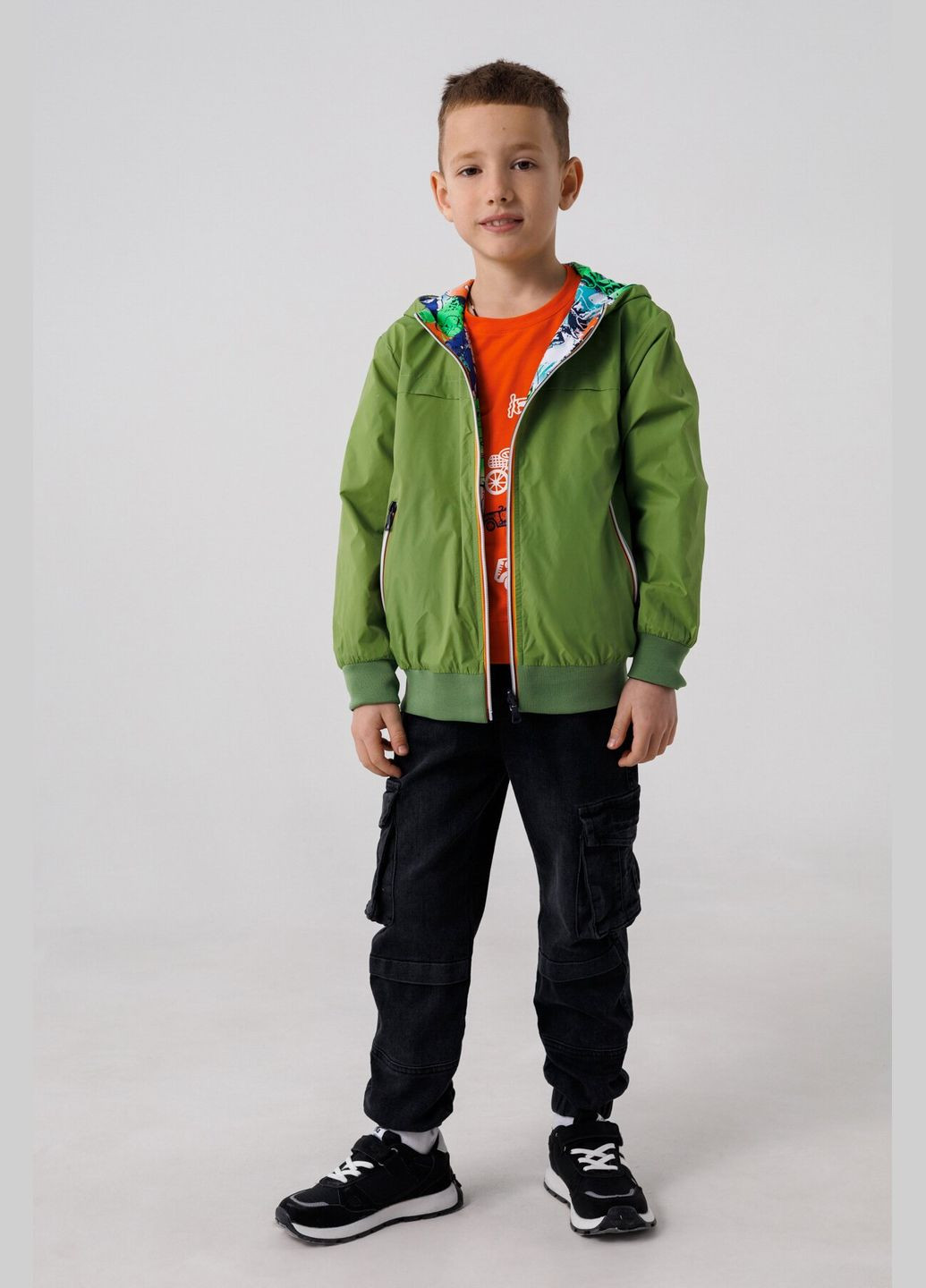 Зелена демісезонна вітровка No Brand