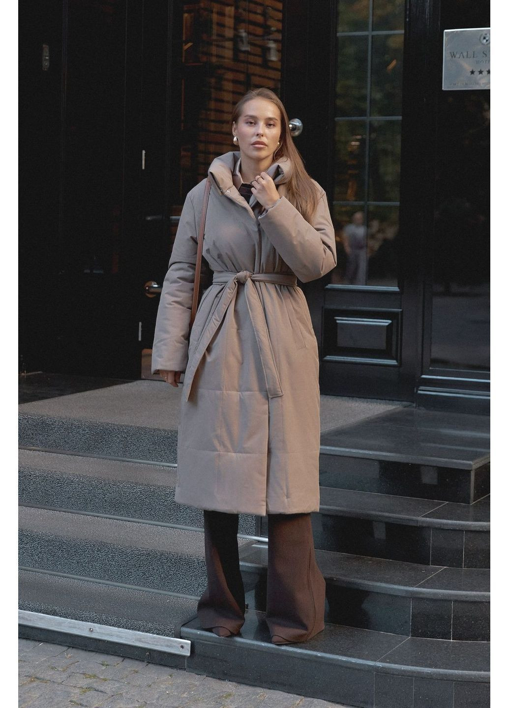 Кофейный Пуховик Seventeen