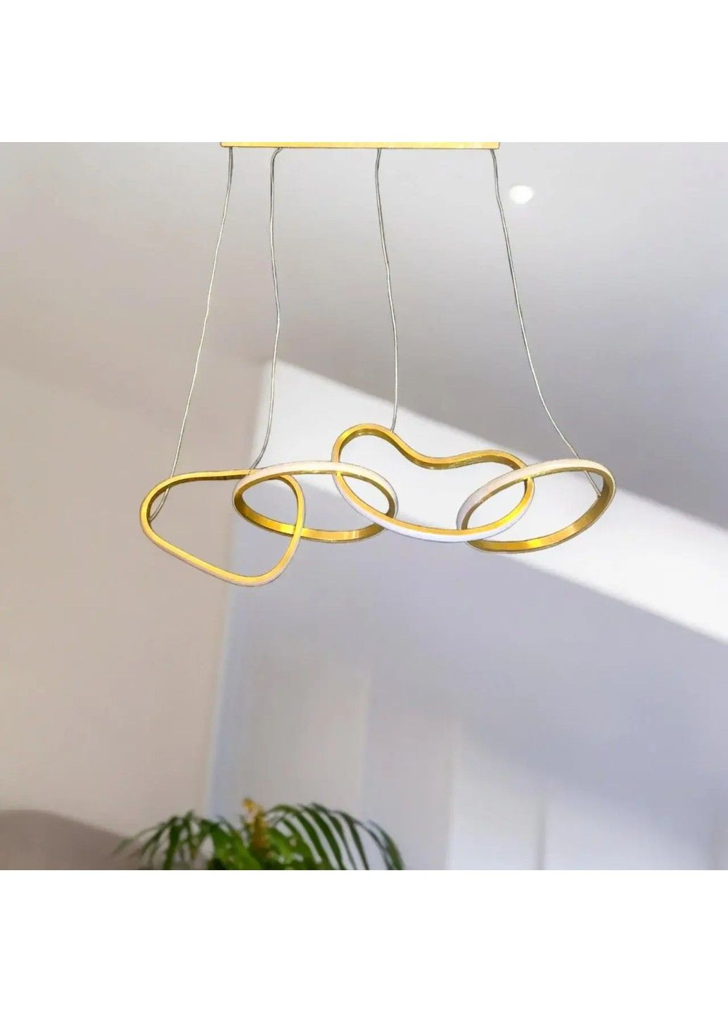 Светодиодная люстра 4 Кольца PJ857 (100см) Золотистая No Brand (331640448)