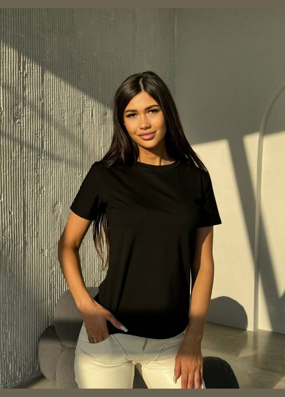 Женская базовая футболка MonCher - (328058505)