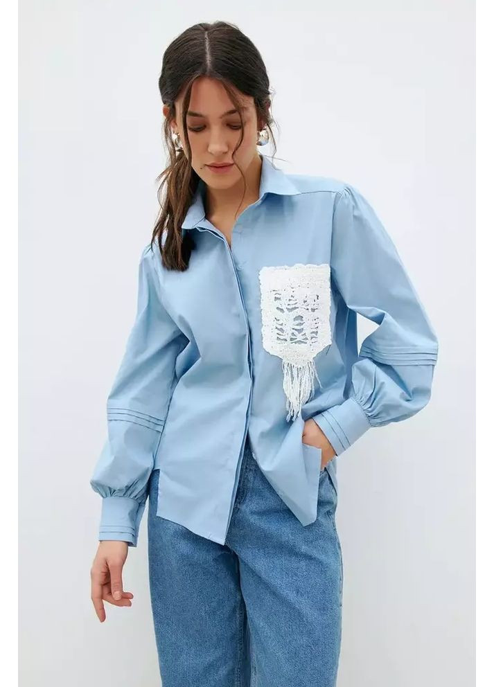 Жіноча сорочка з декоративною кишенею макраме MKRM4167 Rica Mare (366431163)