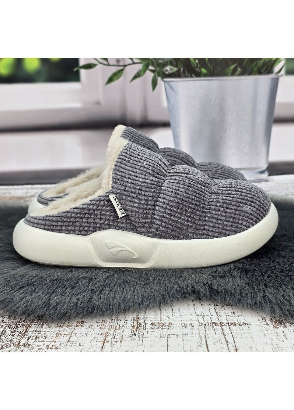 Серые тапки мужские домашние теплые с закрытым носком на меху Luck Line