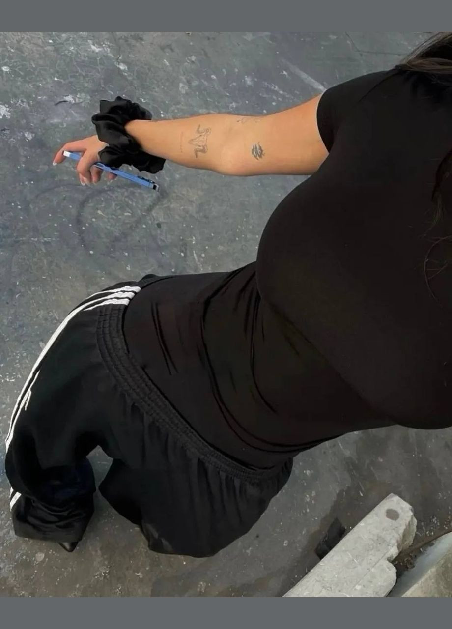 Жіноча футболка Avanti - (325407738)