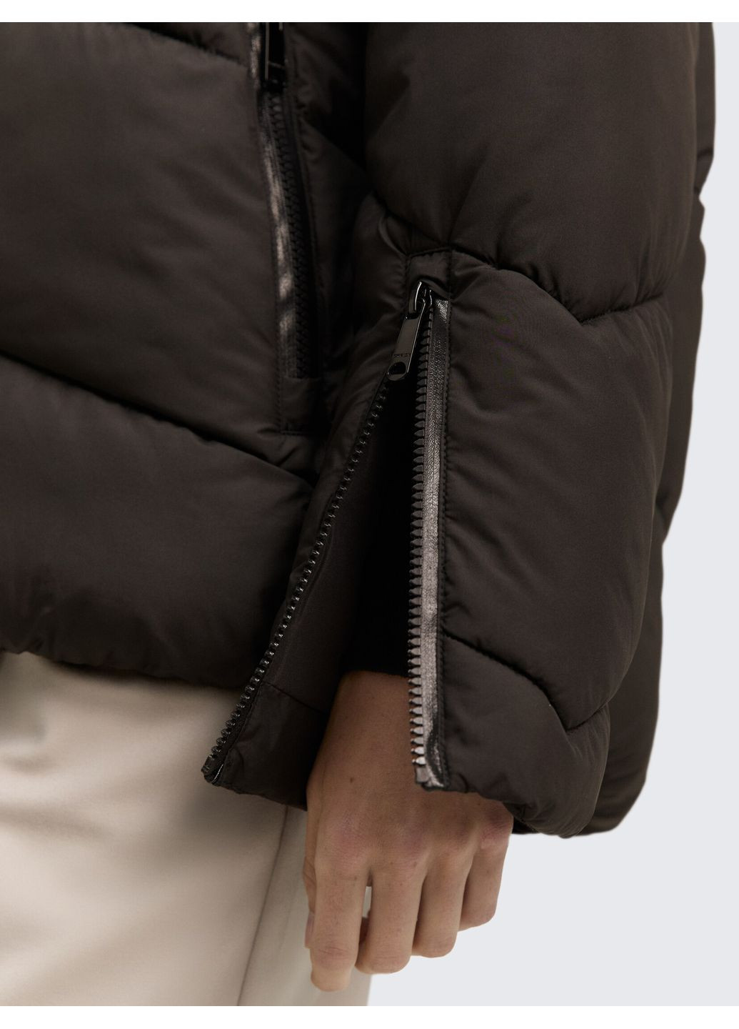 Черный зимний Пуховик Tom Tailor