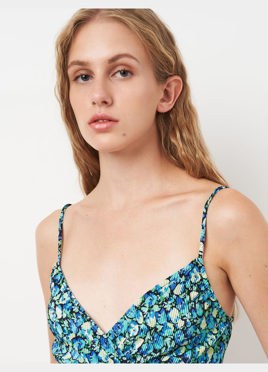 Топ в цветочный принт Pull & Bear (301378157)