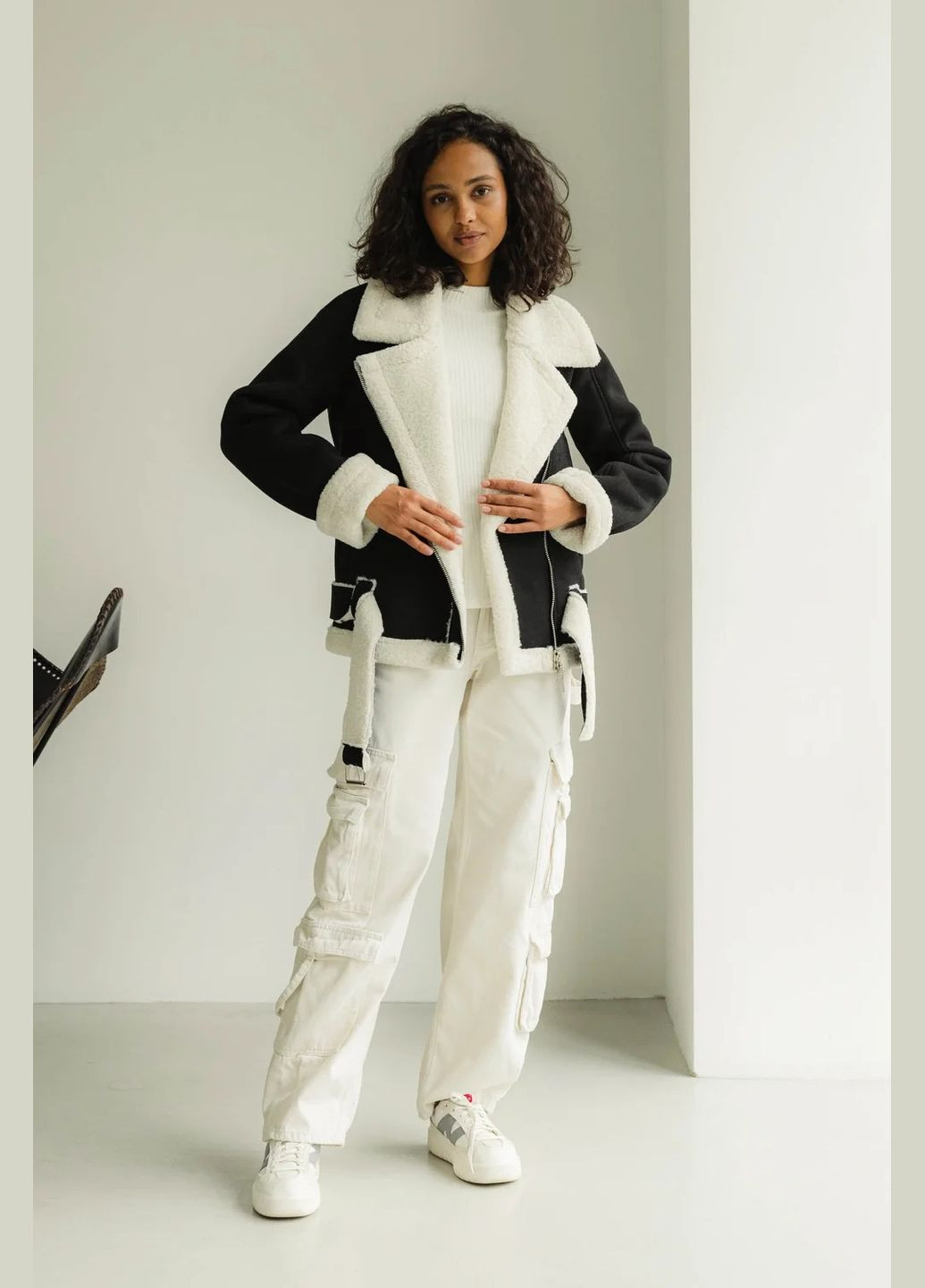 Чорна демісезонна косуха-авіатор Seventeen