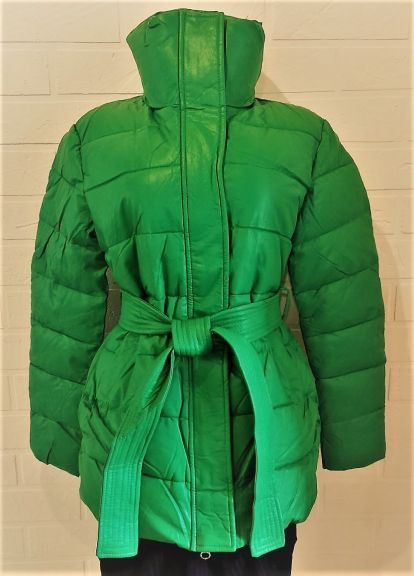 Зелена демісезонна куртка Queen Drama