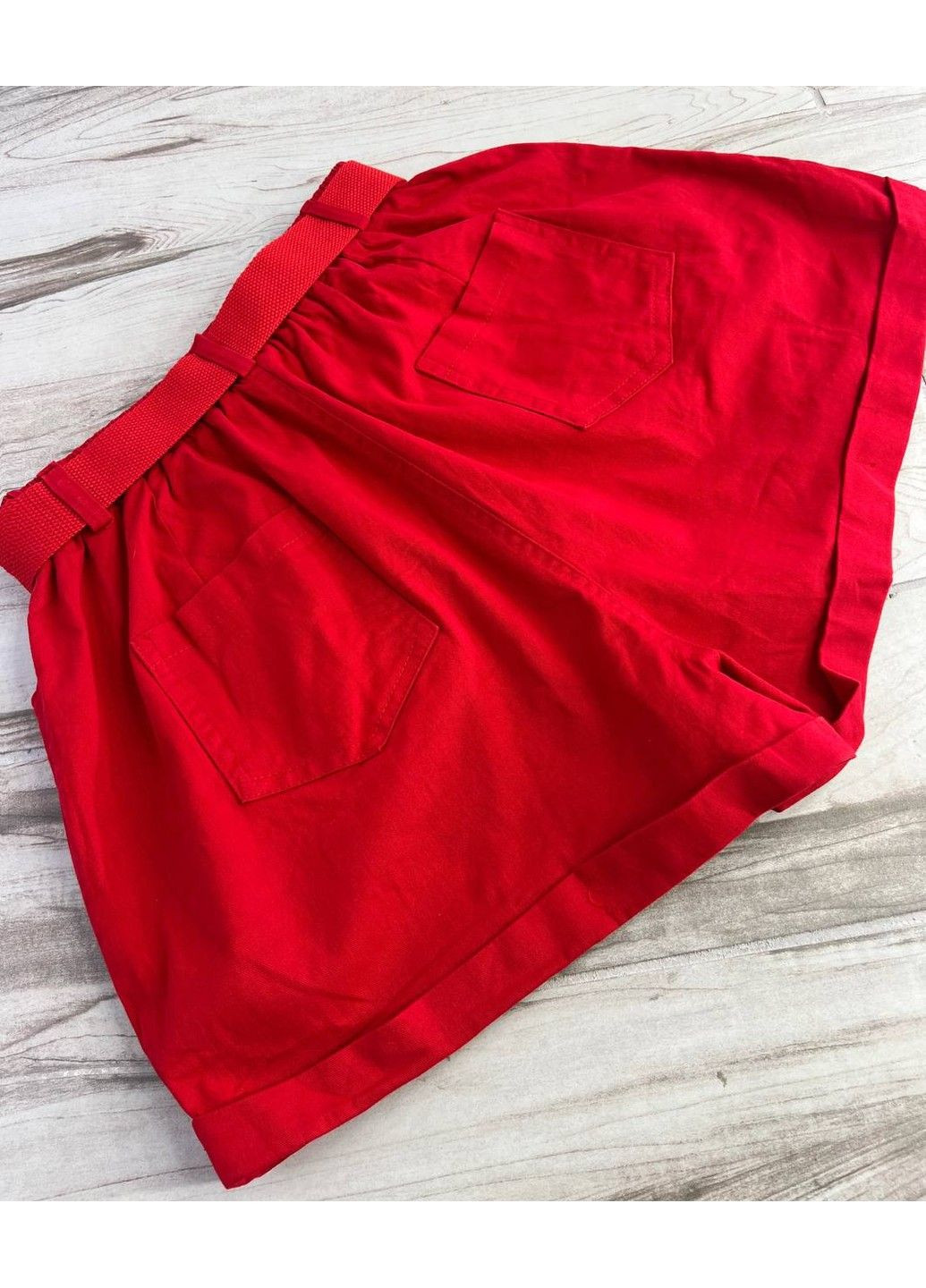 Шорти жіночі A-N 5701 мом на резинке з ременем короткі червоні No Brand (329999639)