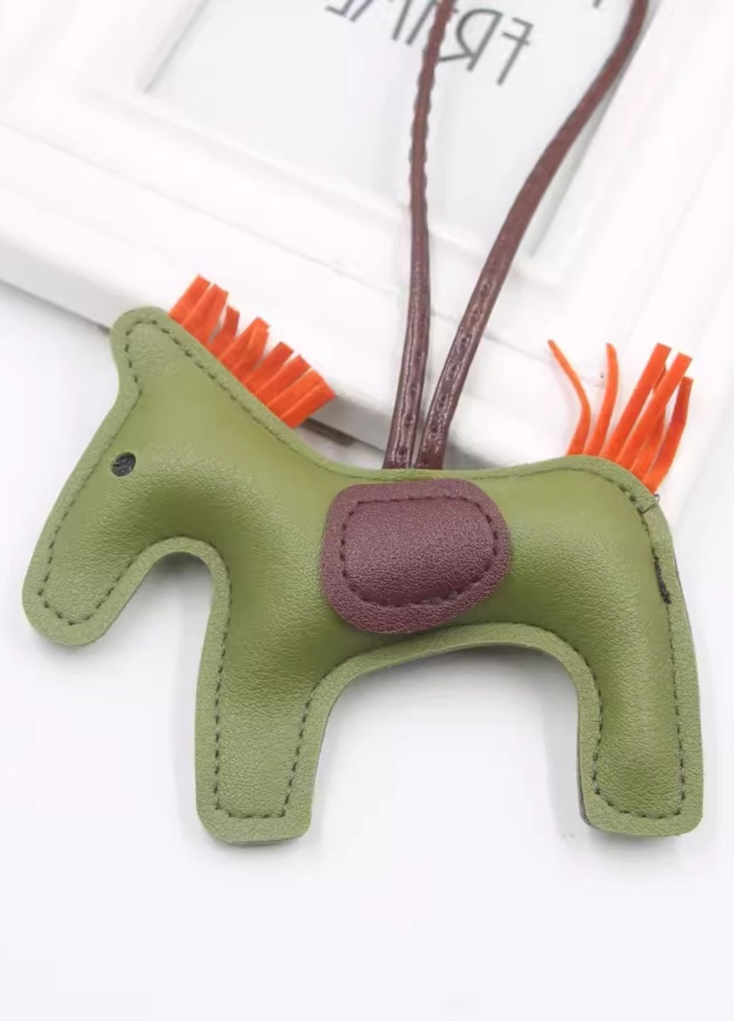 Брелок-подвеска в стиле Hermes Пони для сумки,мобильного или подвес в авто No Brand (301088095)