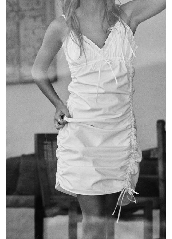 Белое габардиновое платье со сборками и завязками Zara