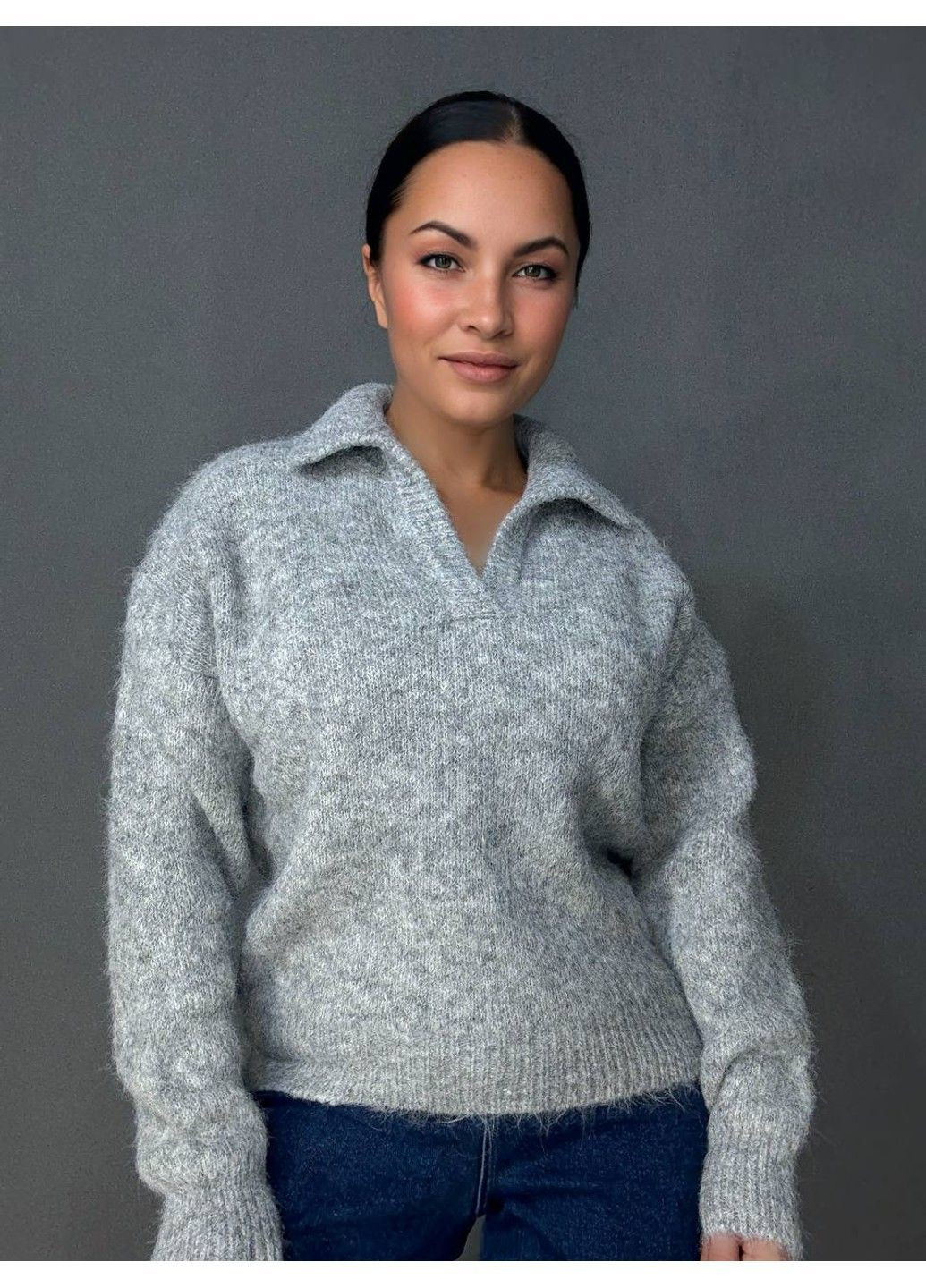 Сірий демісезонний светр жіночий a-n 19-1 з коміром поло теплий вільний No Brand