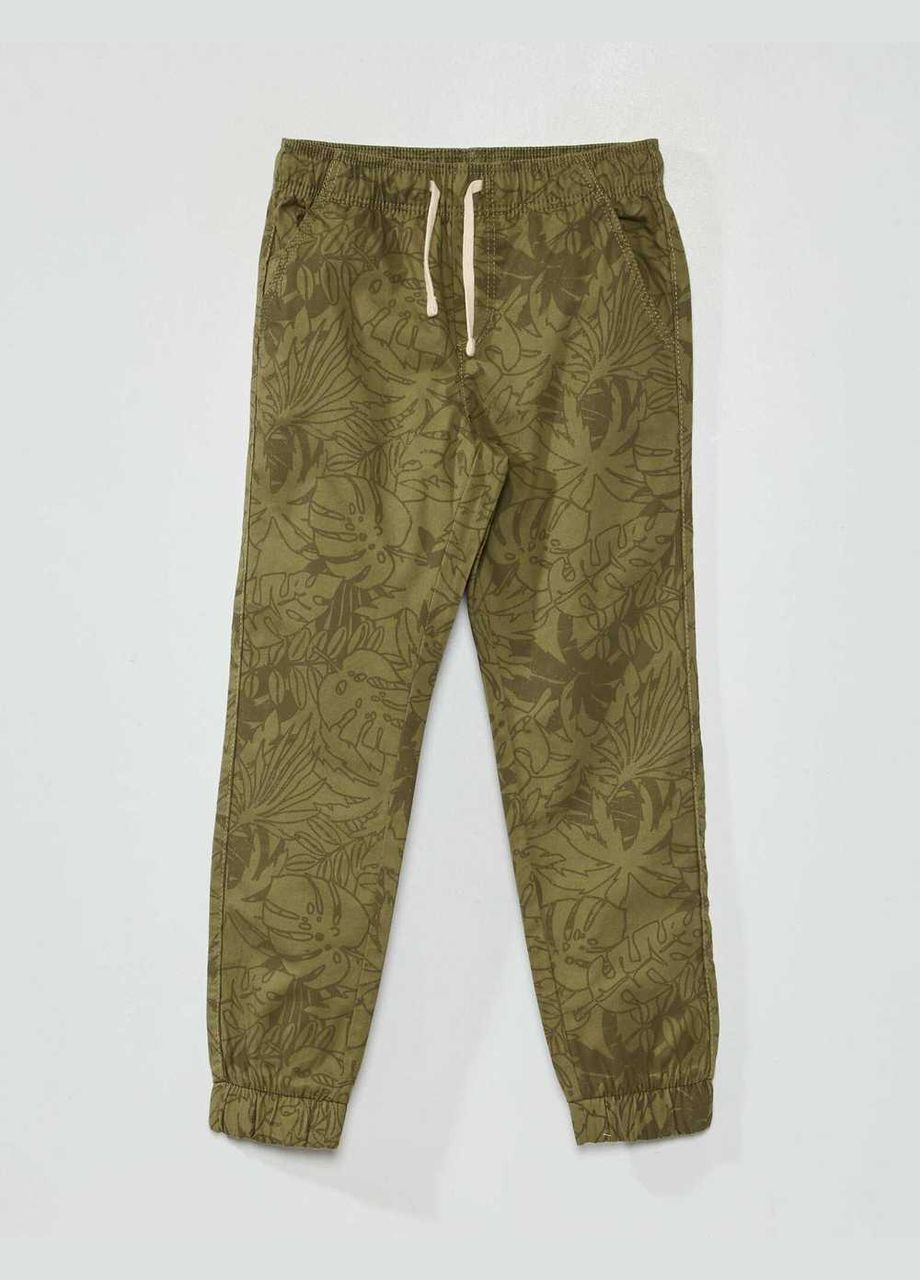 Светло-зеленые брюки Kiabi