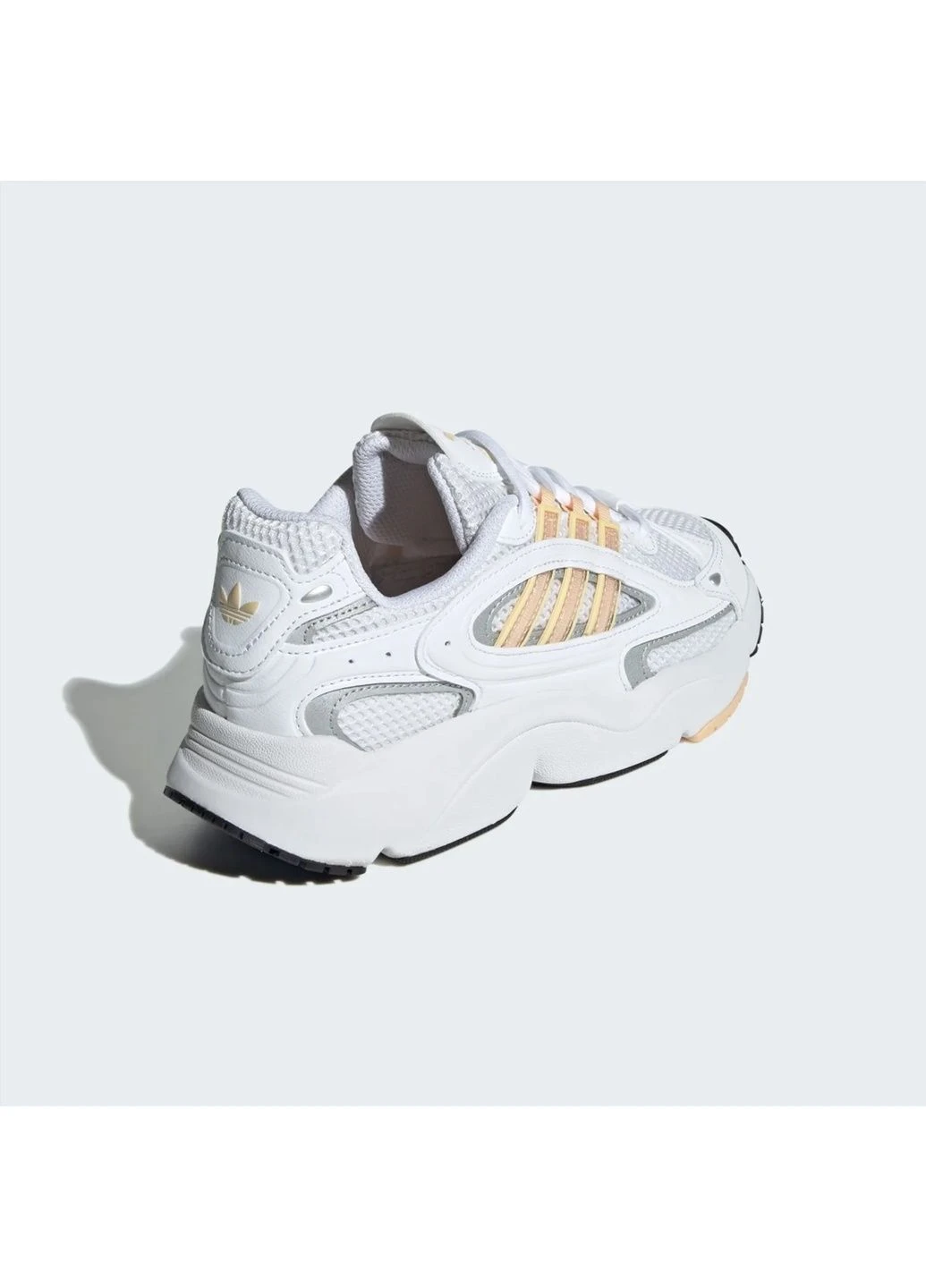 Кроссовки женские Ozmillen Shoes White ID0572 adidas белые (381378339)