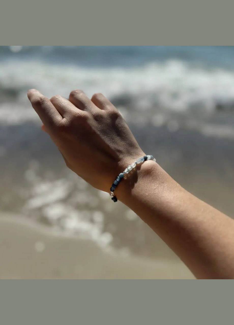 Браслет натуральний блакитний Топаз та Турмалін кубик +вставки колір срібло фур-ра гіп-ний сплав d-4мм+- L-18-23см No Brand браслет (301425237)