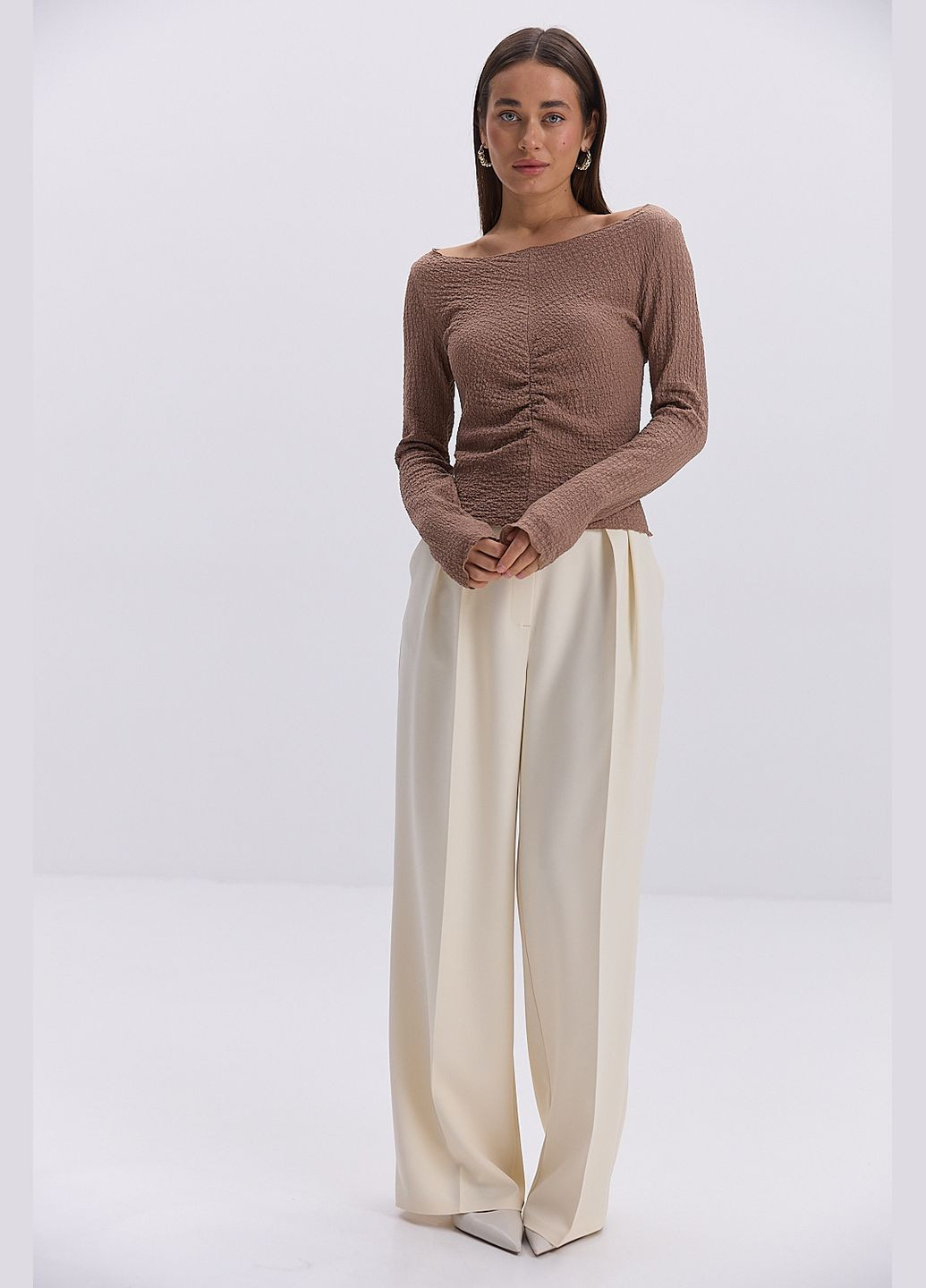 Женский лонгслив из жатого шоколадного трикотажа Arjen (324392995)