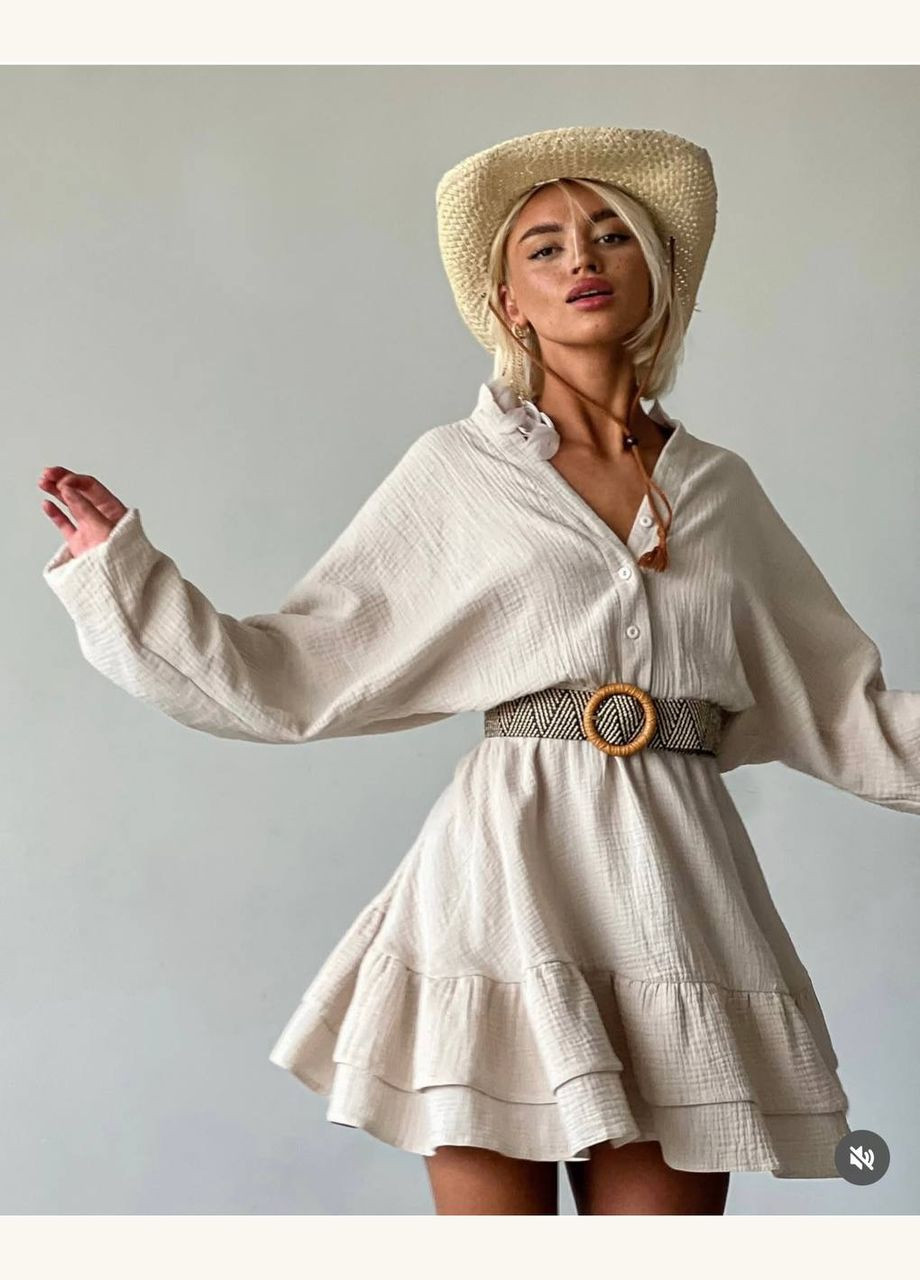 Светло-бежевое повседневный женское муслиновое платье с рюшами клеш Україна однотонное