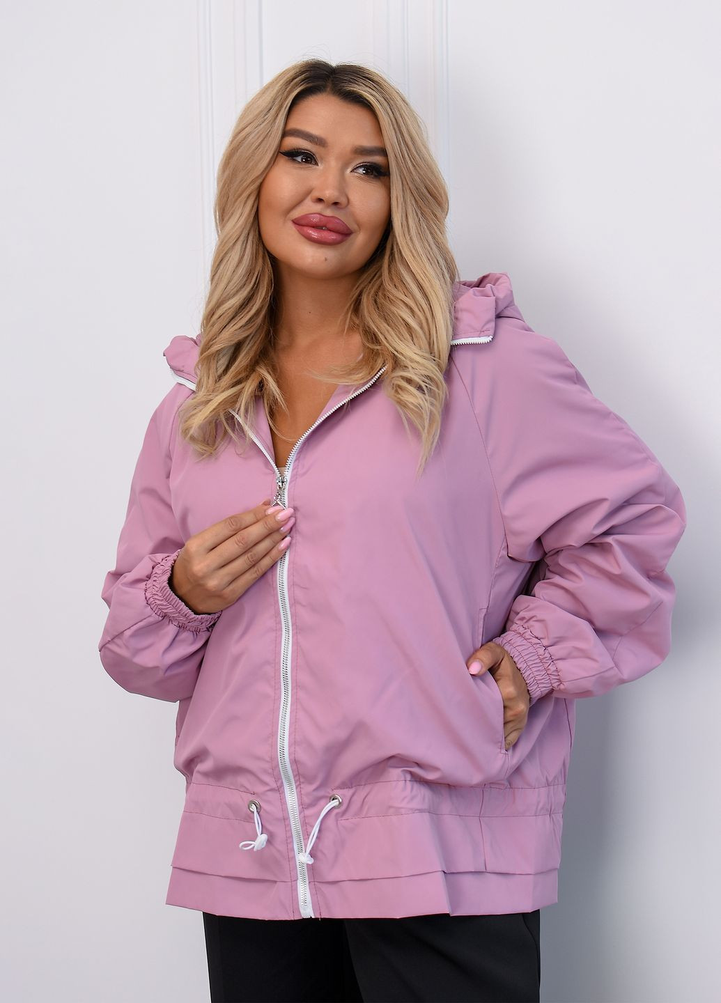 Куртка жіноча вітровка оверсайз з капюшоном No Brand (360751016}