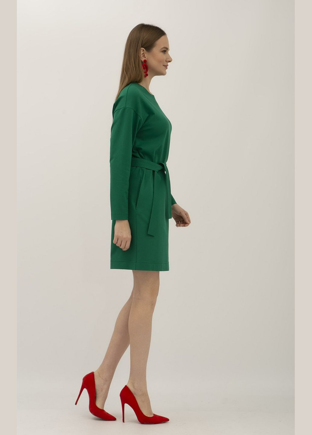 Зеленое деловое платье Lesia однотонное