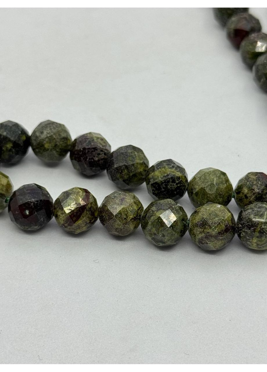 Яшма Кровь дракона 10 мм 40 см Зеленый No Brand (372468011)