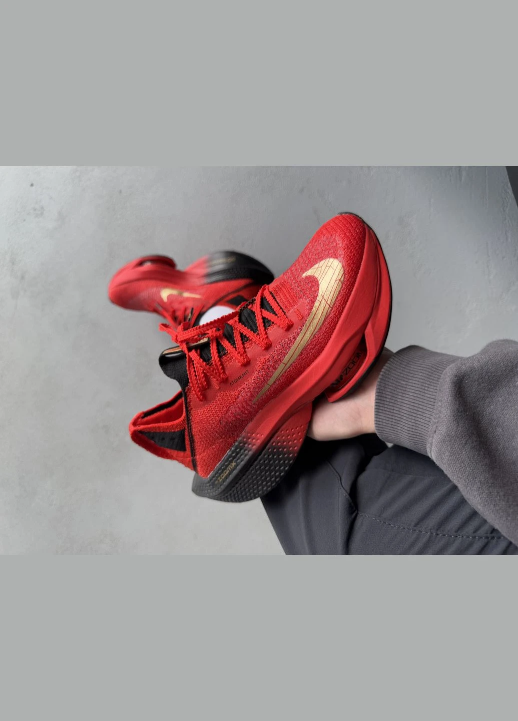 Червоні кросівки чоловічі nike air zoom alphafly next 2 red black gold | найк еір зум альфафлай 2 червоні демісезон No Brand