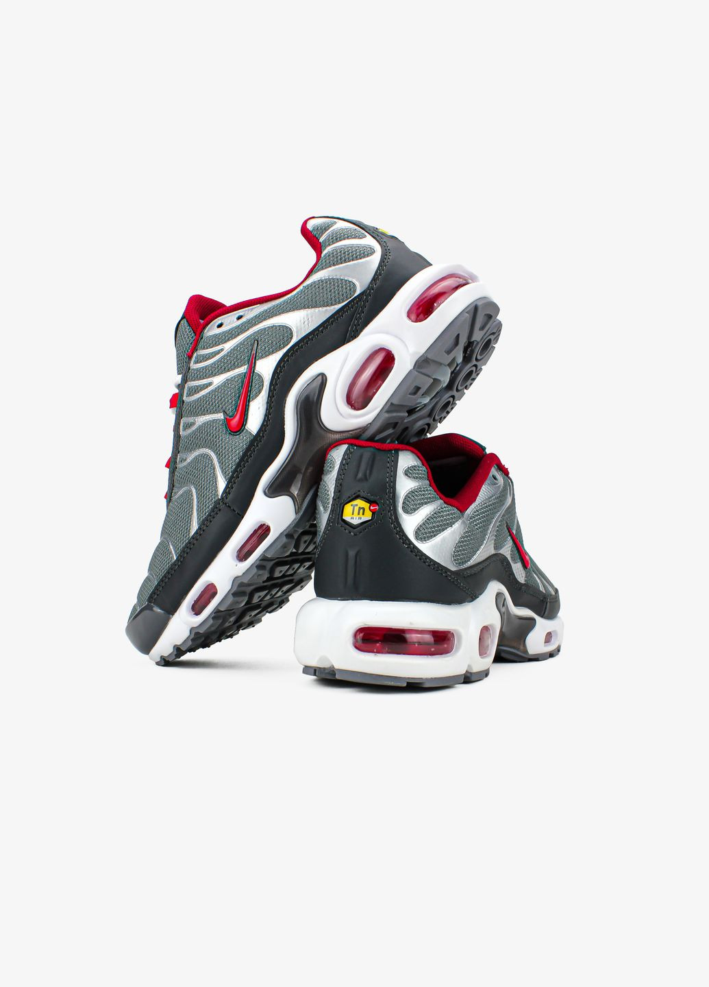 Серые всесезонные кроссовки мужские nike air max tn plus silver red gray | найк аир макс тн плюс серые красные No Brand
