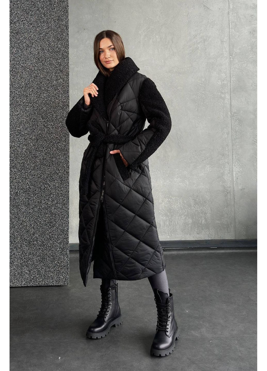 Чорне демісезонне Пальто зі штучним хутром, колір Чорний Nenka