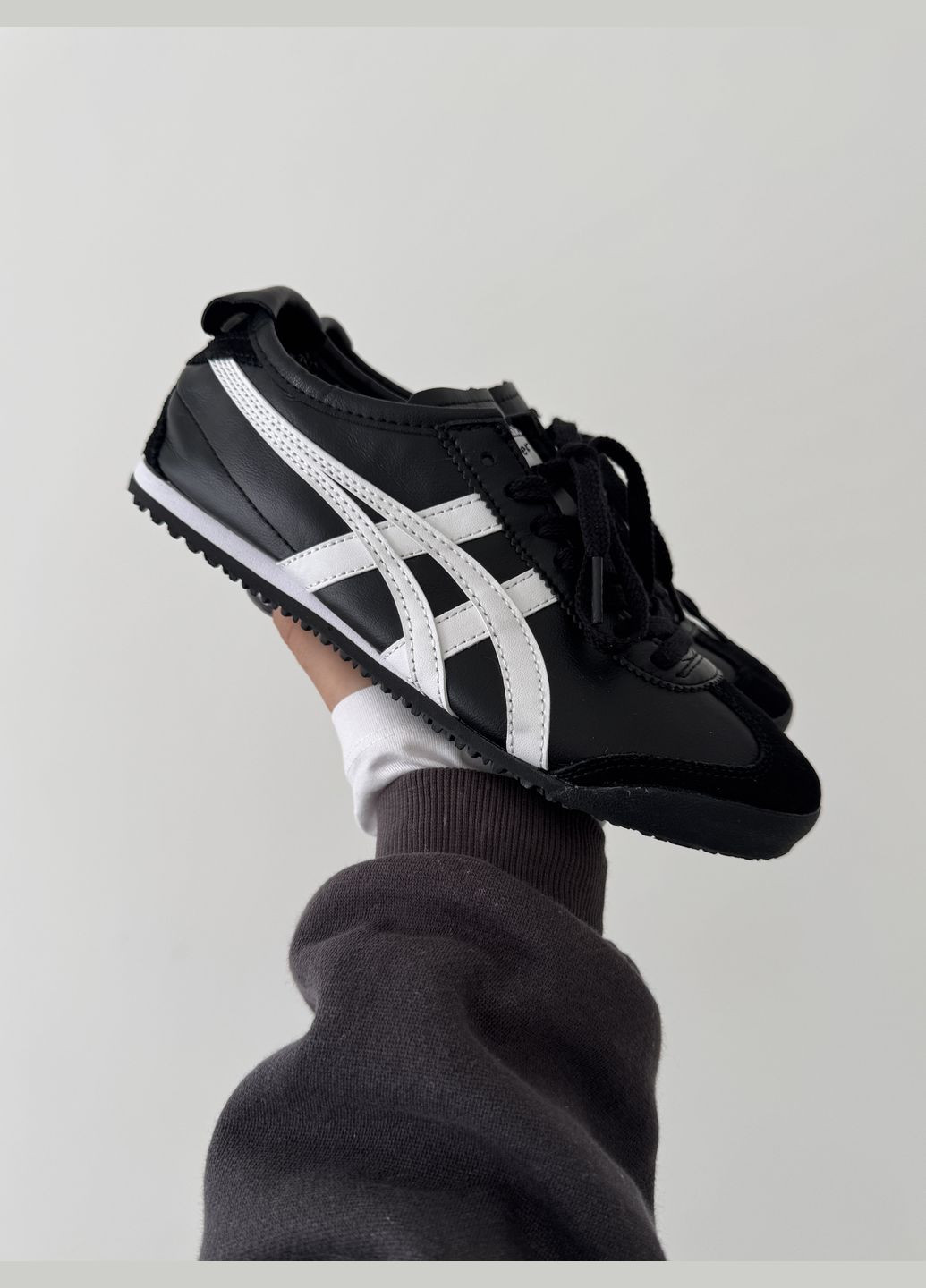 Кроссовки женские и мужские Asics Onitsuka Tiger black white | Асикс Онитцука Тайгер черные белые No Brand чёрные демисезоны (316231452)