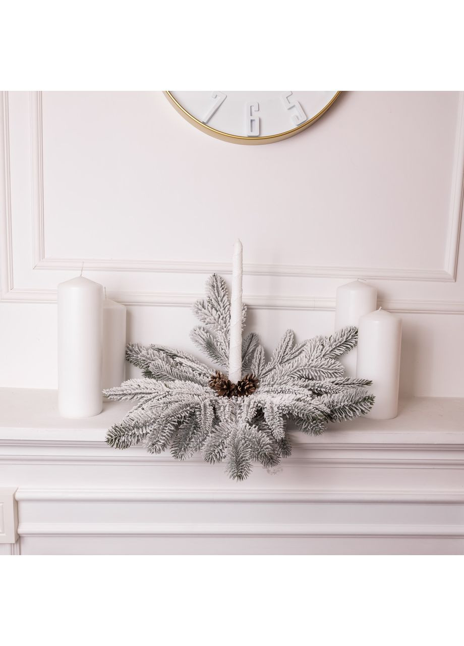 Искусственный подсвечник венок новогодний для одной свечи с декором из шишек и снега для праздника уютный декор ProDobro (371684529)