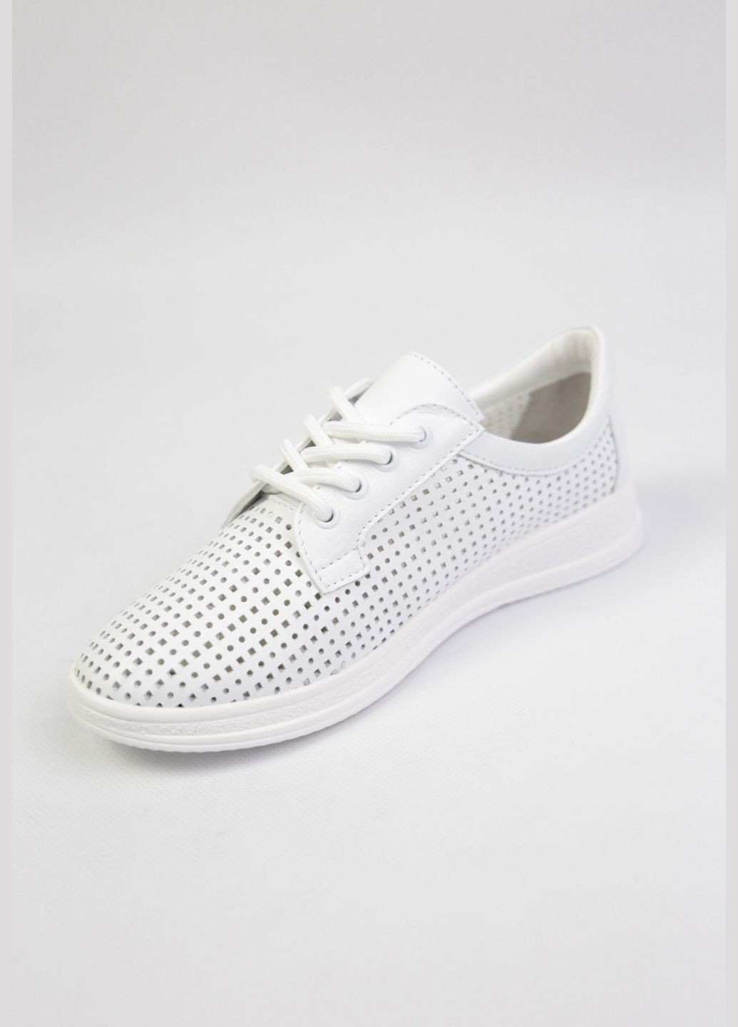 Белые кеды Benito