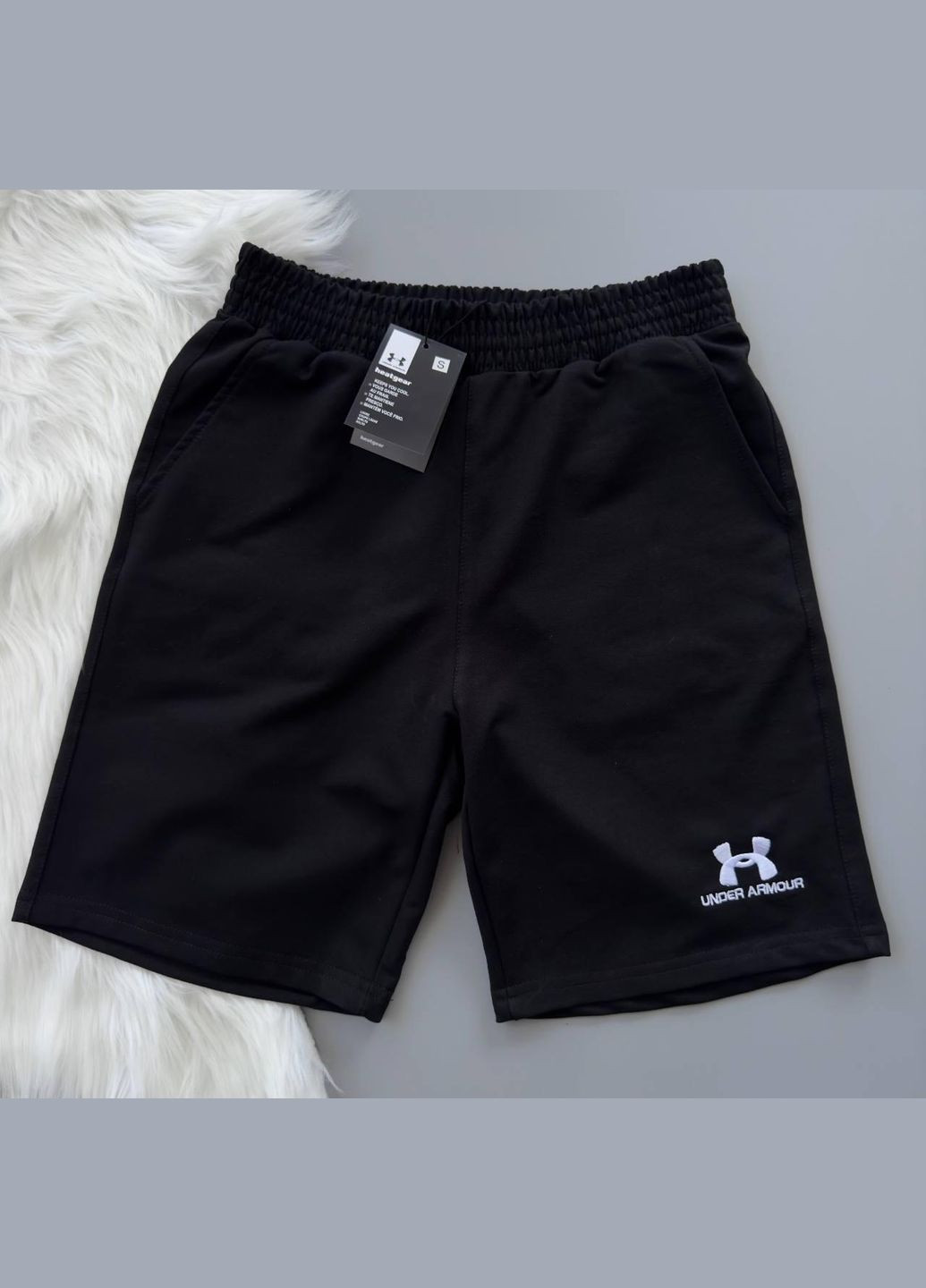 Шорти Under Armour No Brand (317042107)