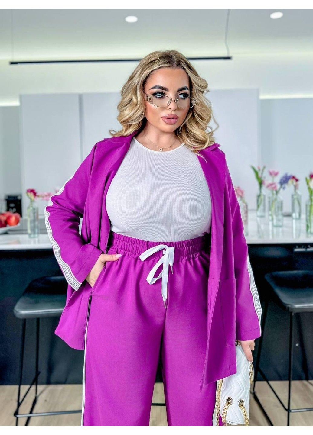 Костюм с брюками палаццо с лампасами, Мод БЛК 082, фуксия, размер 62-64 No Brand (355469500)