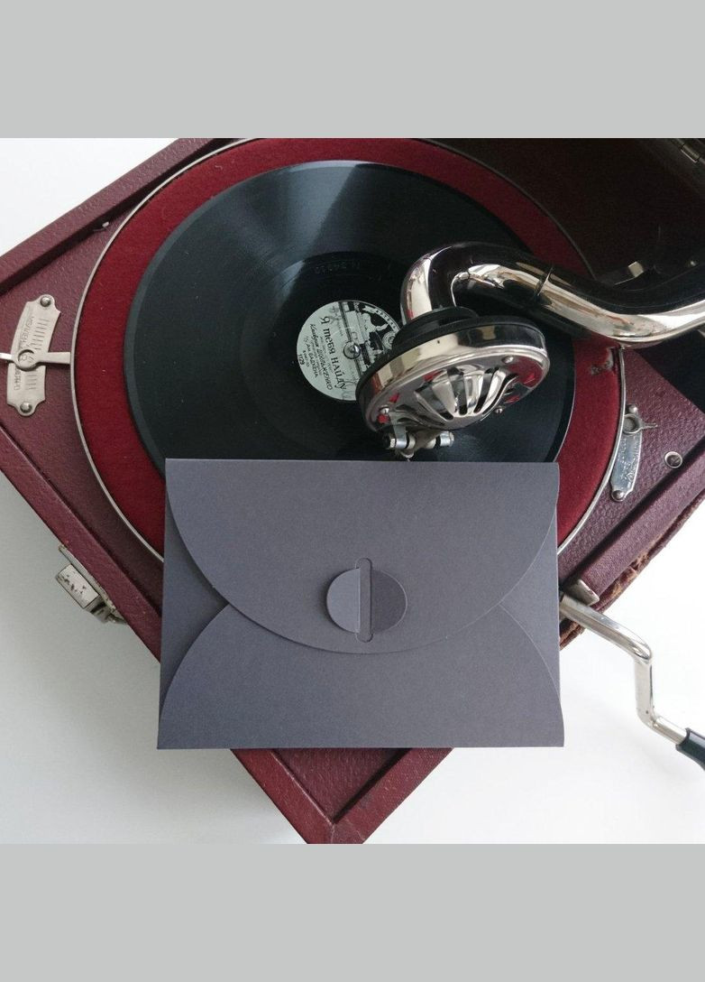 Подарунковий конверт 155х220 мм з кольорового дизайнерського картону Темно-сірий No Brand (326063693)