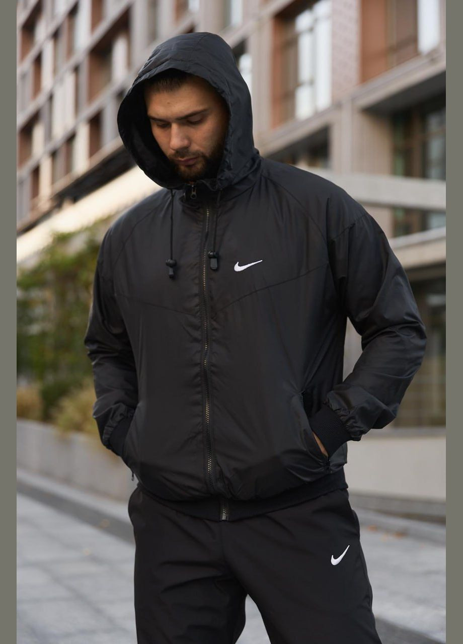 Черная демисезонная ветровка No Brand