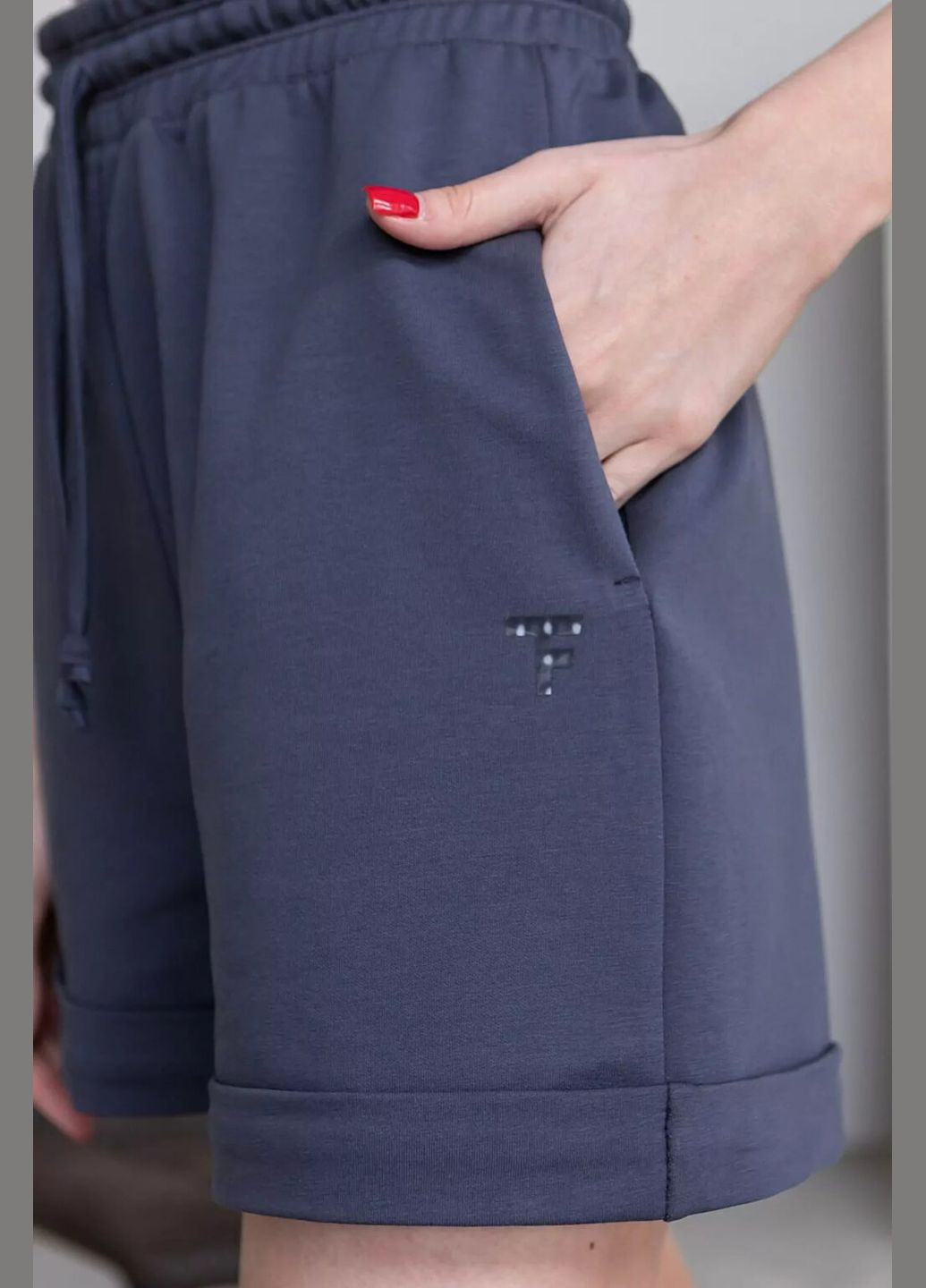 Жіночі шорти з манжетом Urban Eclipse TOTALFIT (328092354)