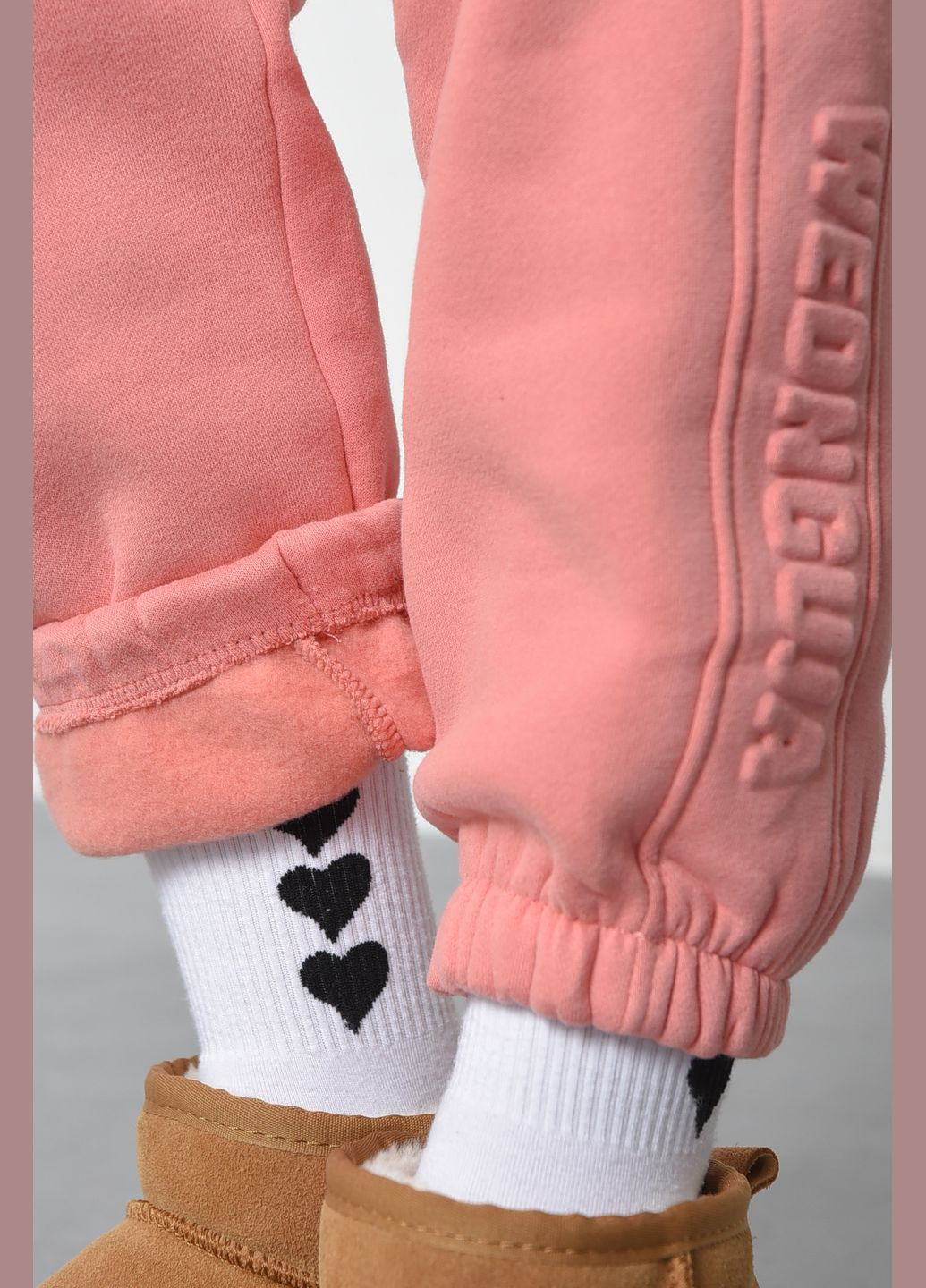 Спортивные штаны женские на флисе персикового цвета Let's Shop (285779390)