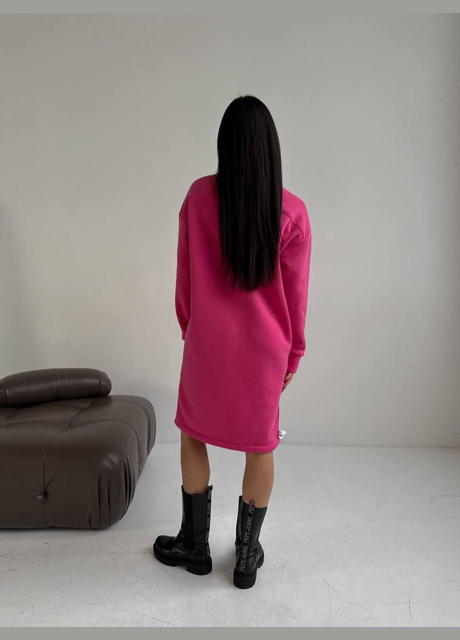 Малиновое теплое платье на флисе малинового цвета 30403 оверсайз No Brand однотонное