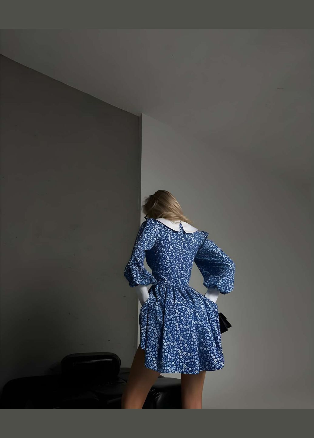 Синя жіноча рожева коротка сукня з білим комірцем і манжетами і спідницею дзвіночком плаття... Україна