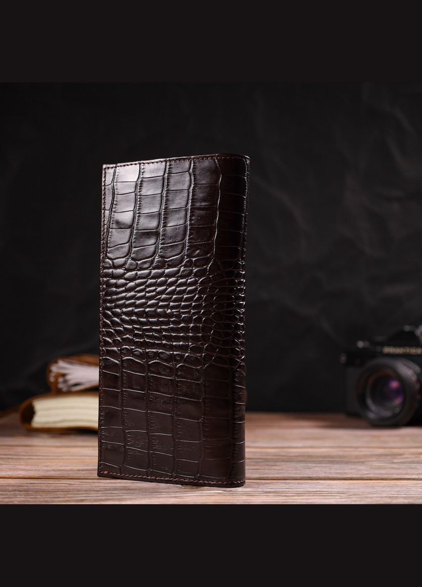 Стильний чоловічий вертикальний гаманець із натуральної шкіри із тисненням під крокодила 21900 Коричневий Canpellini (329149211)
