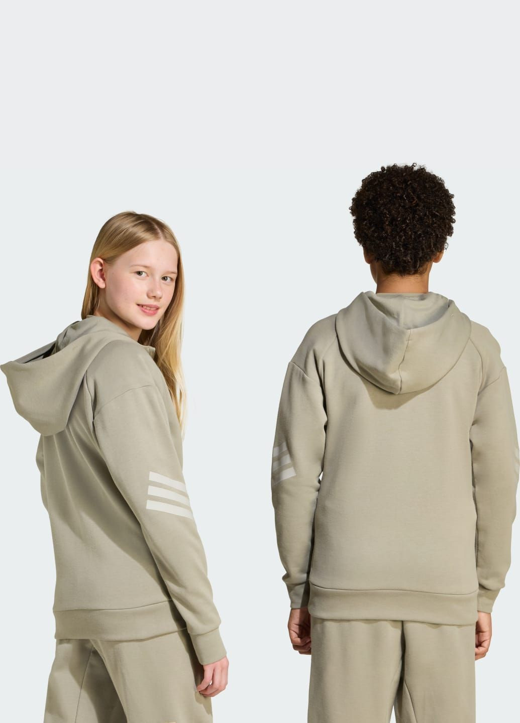 Олимпийка Future Icons 3-Stripes Full-Zip Hooded Kids adidas (362575901)