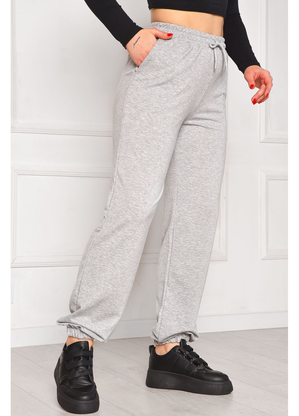 Спортивні штани жіночі однотонні темно-сірого кольору Let's Shop (369445351)