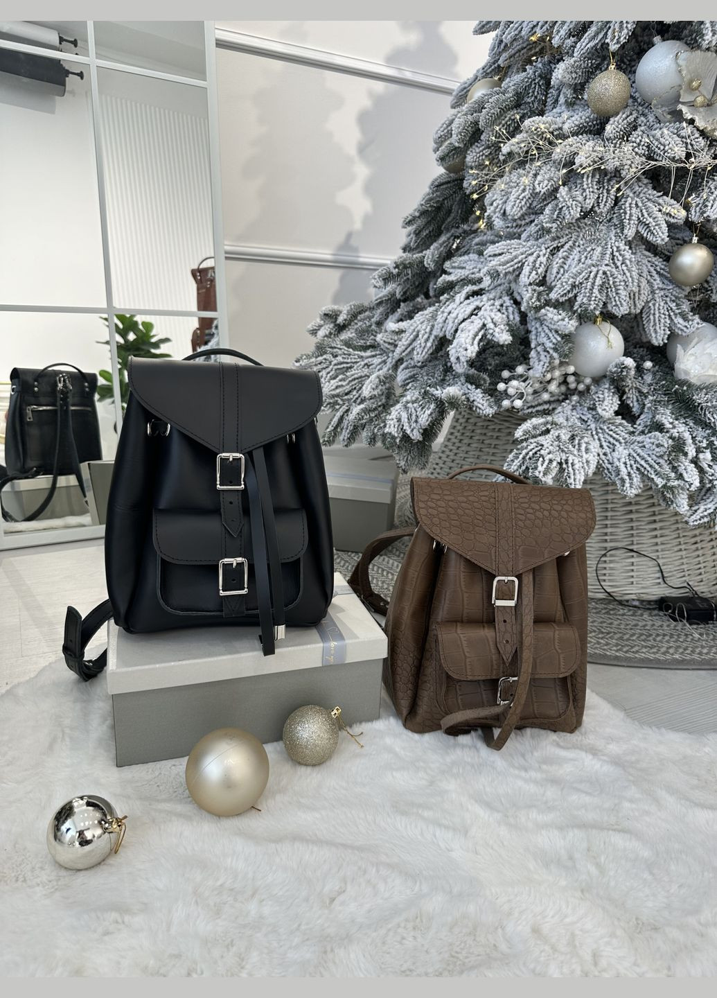 Женский кожаный рюкзак М Черный Dekey (351898989)