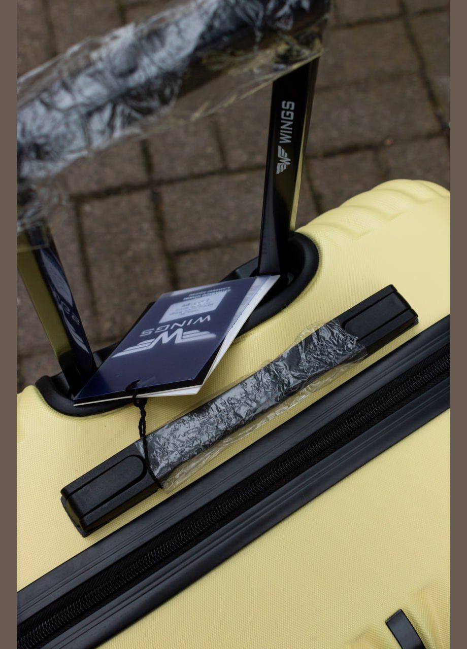 Валіза пластикова великий L, колір жовтий Wings 120 (346420054)