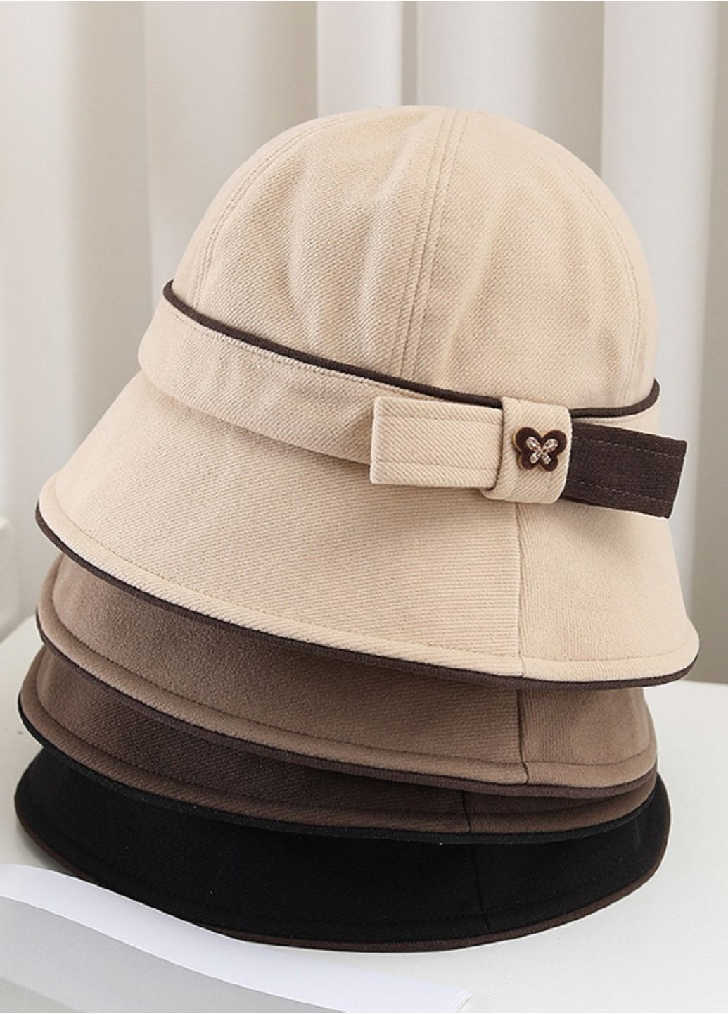 Женская Осенняя Шляпа Клош Элегантная Классическая Шляпка с Бантом и Декором No Brand капелюх з маленькими полями (364301680)