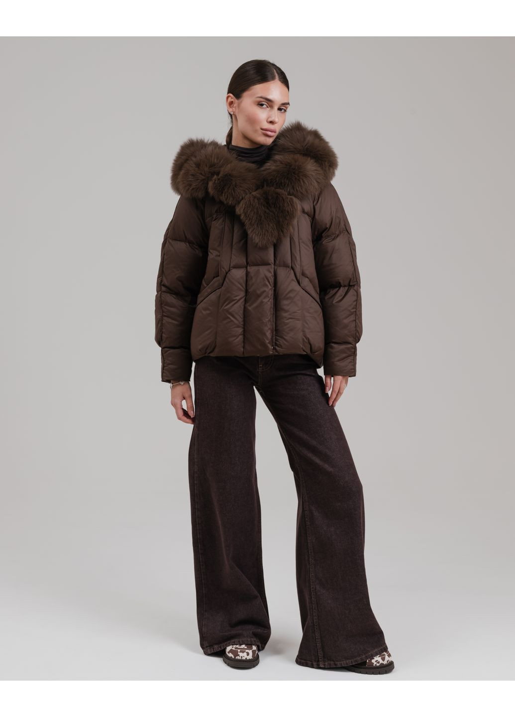 Темно-коричневая зимняя куртка женская с мехом шоколадная ZLLY