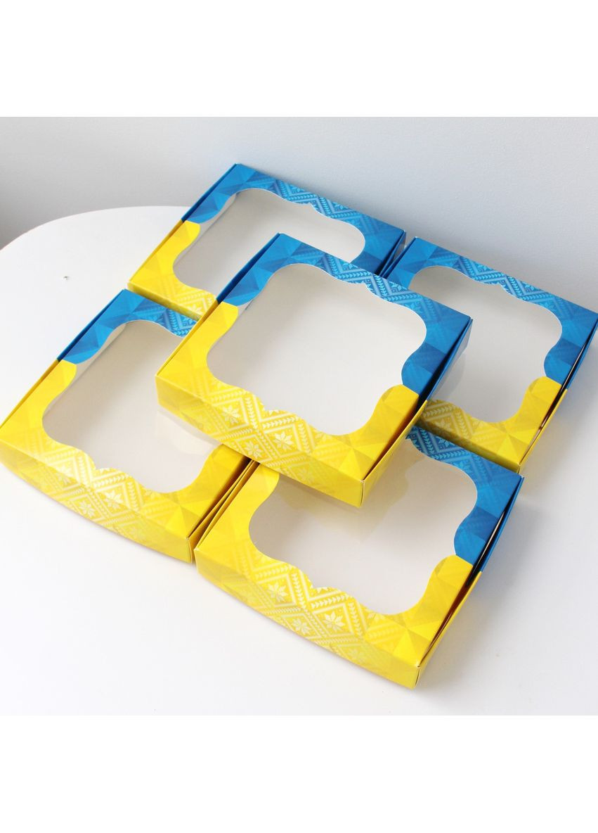 Коробочка подарункова 15х15х3см (жовто-блакитна з прозором віконцем) 100011 Husta (355894424)