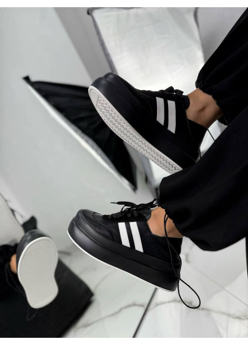 Чорні кеди рейки black MAAAARKA