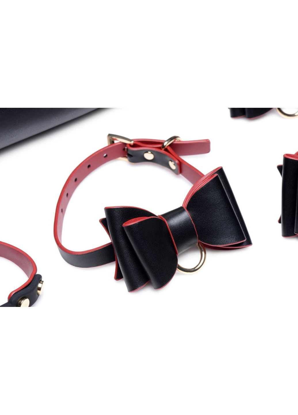 Набор для BDSM Master Series Bow - Luxury BDSM Set With Travel Bag No Brand (303882957)