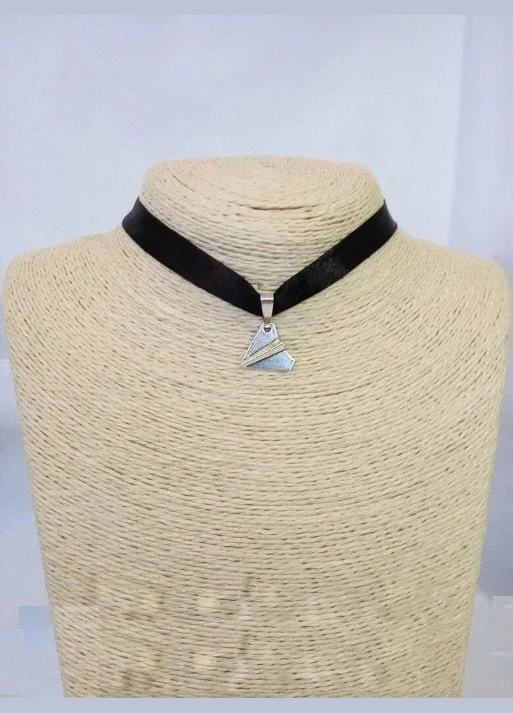 Стильний чокер із підвіскою літачок One Direction стрічка атласна Панк готичний нашийник намисто No Brand (346125146)