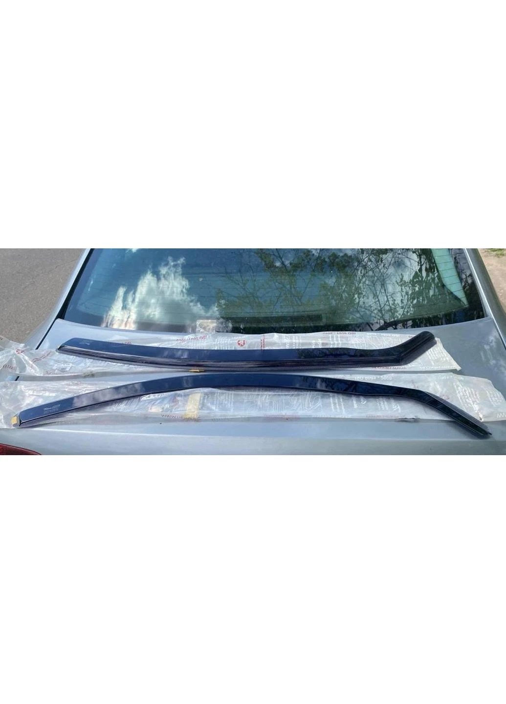 Передние ветровики вставные для HYUNDAI (NF) 2005-2010 SEDAN Team Heko Sonata (398175270)