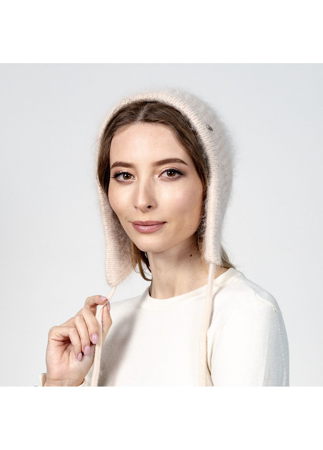 Шапка чепчик с завязками женская ангора бежевая СИЛИЯ LuckyLOOK 620-858 (322792256)